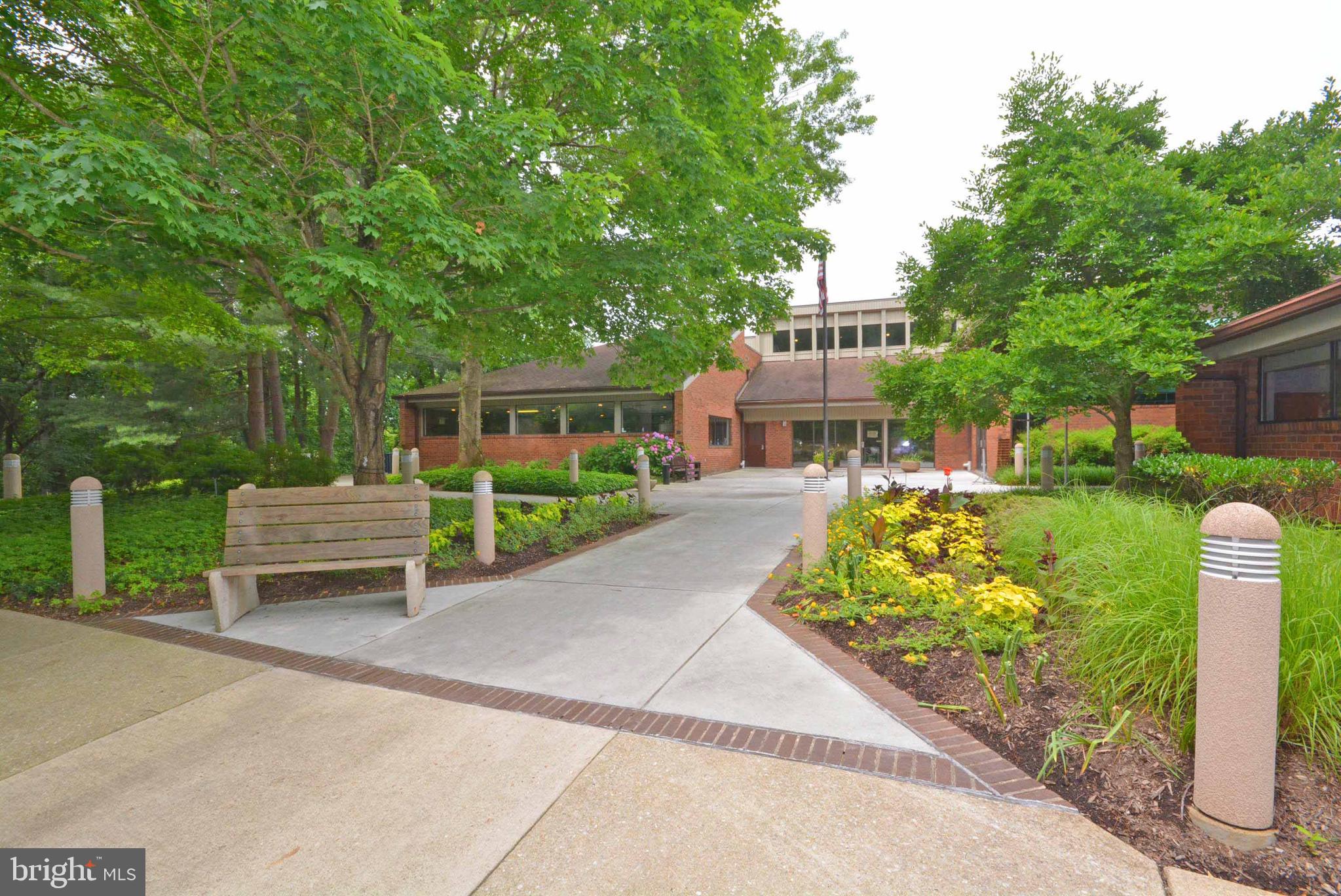 2609 POINT LOOKOUT COVE