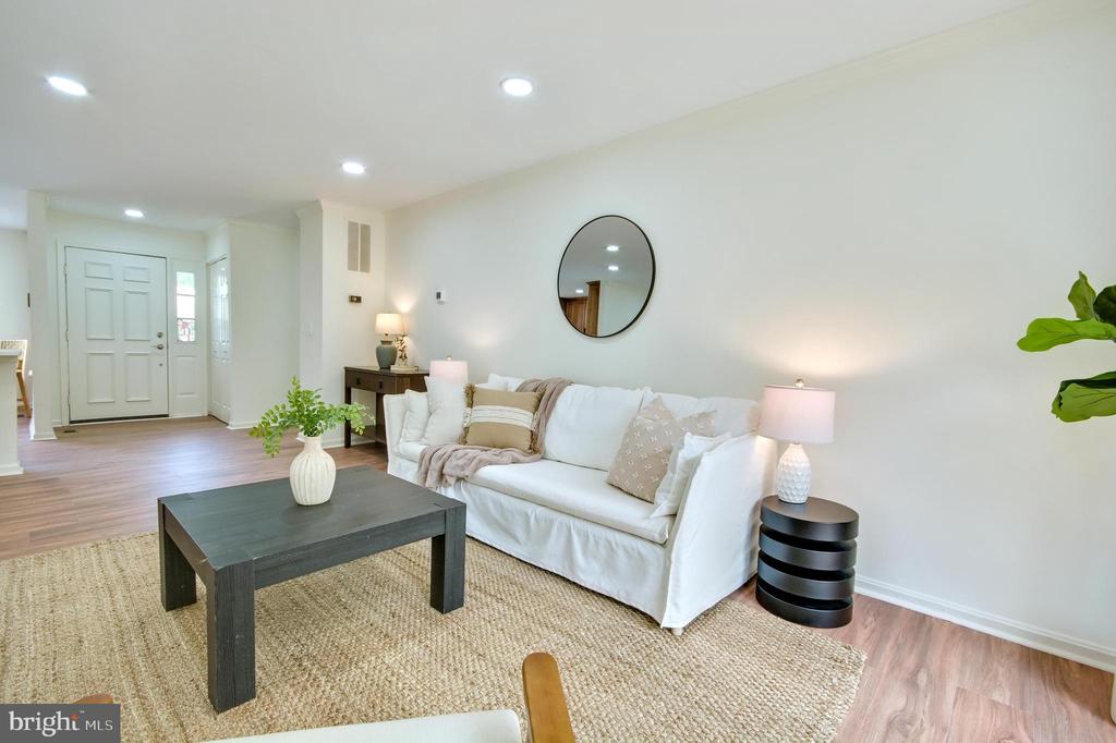 2609 POINT LOOKOUT COVE