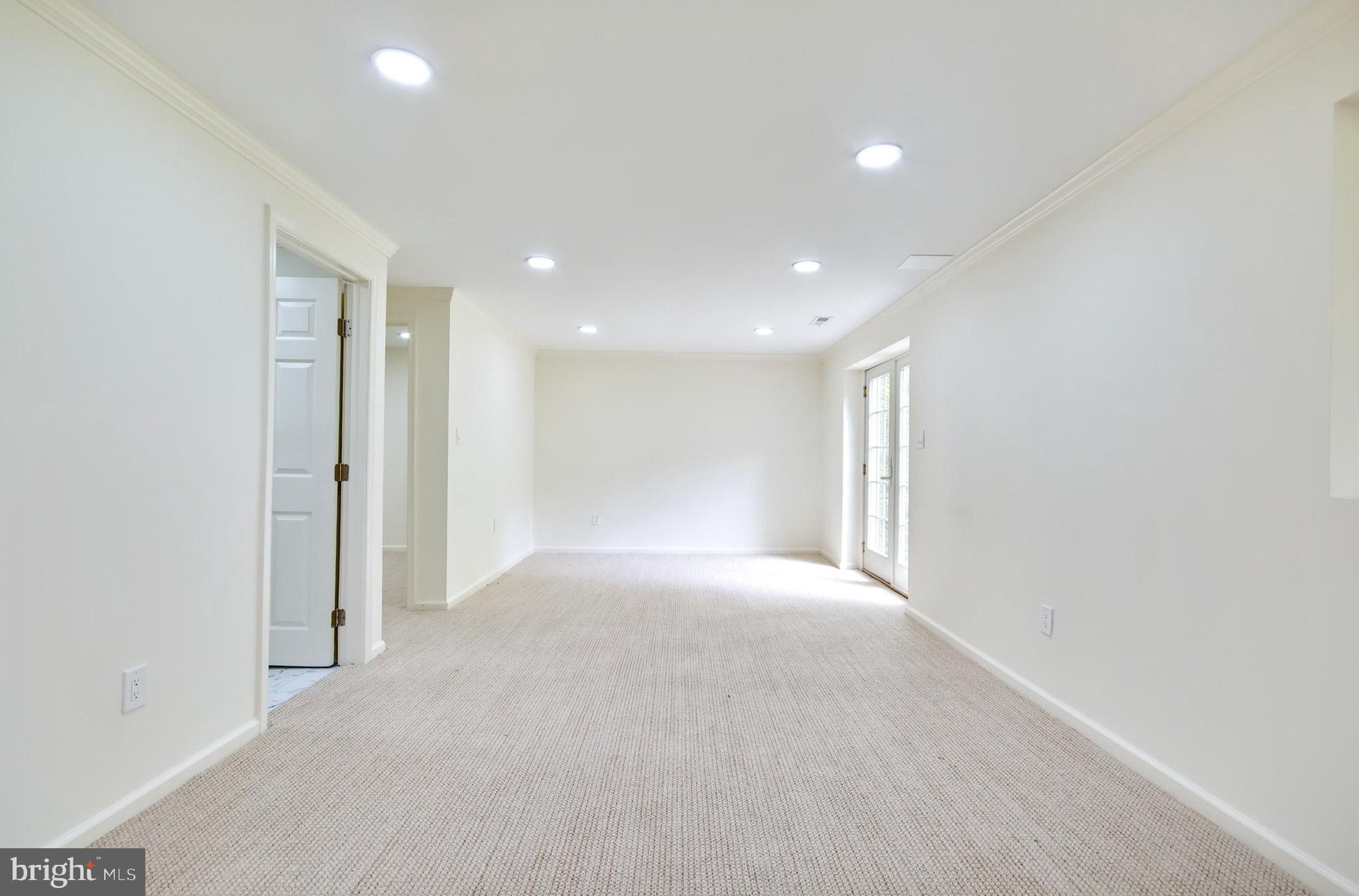 2609 POINT LOOKOUT COVE