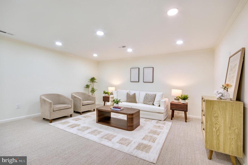 2609 POINT LOOKOUT COVE