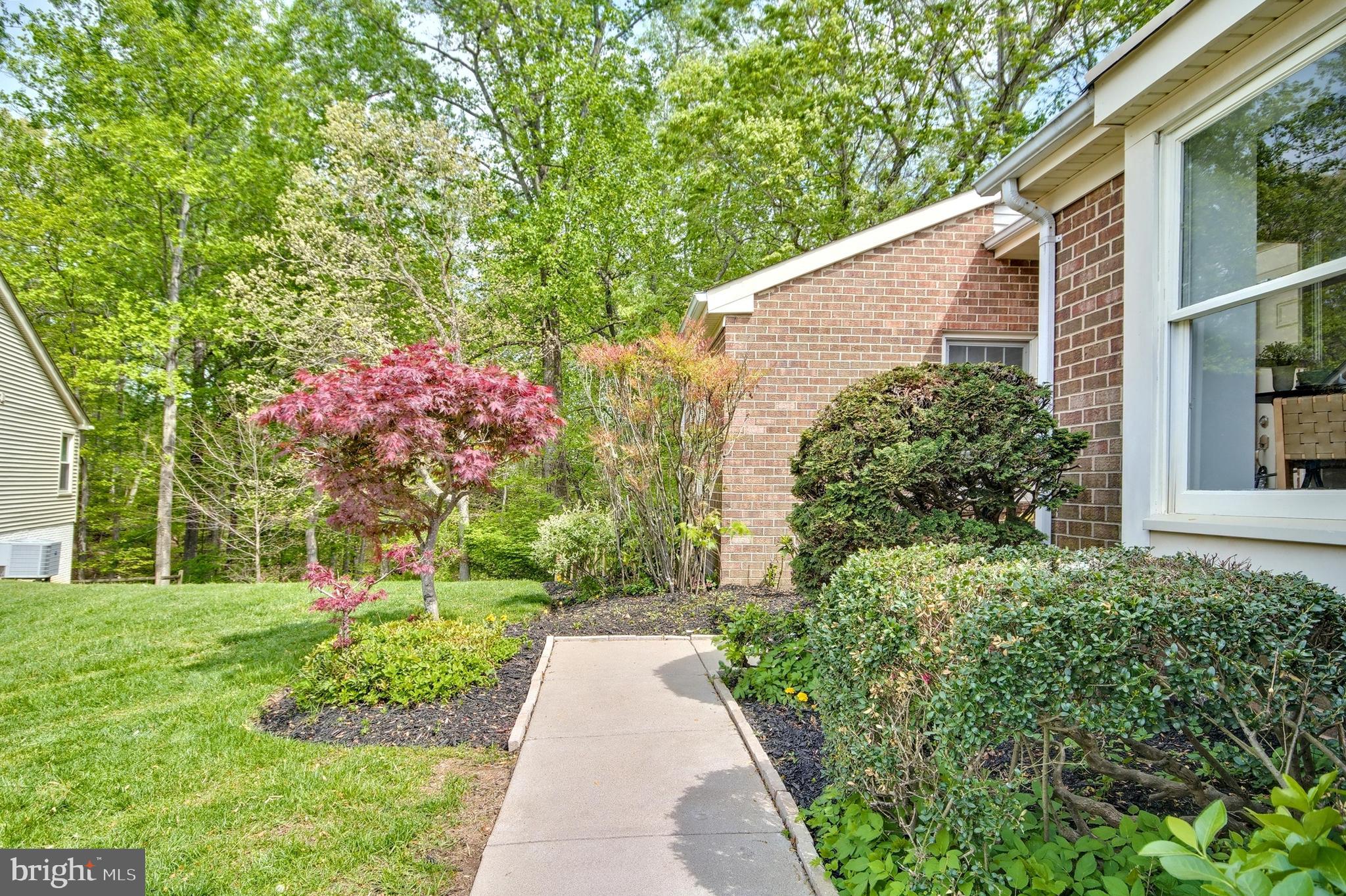 2609 POINT LOOKOUT COVE