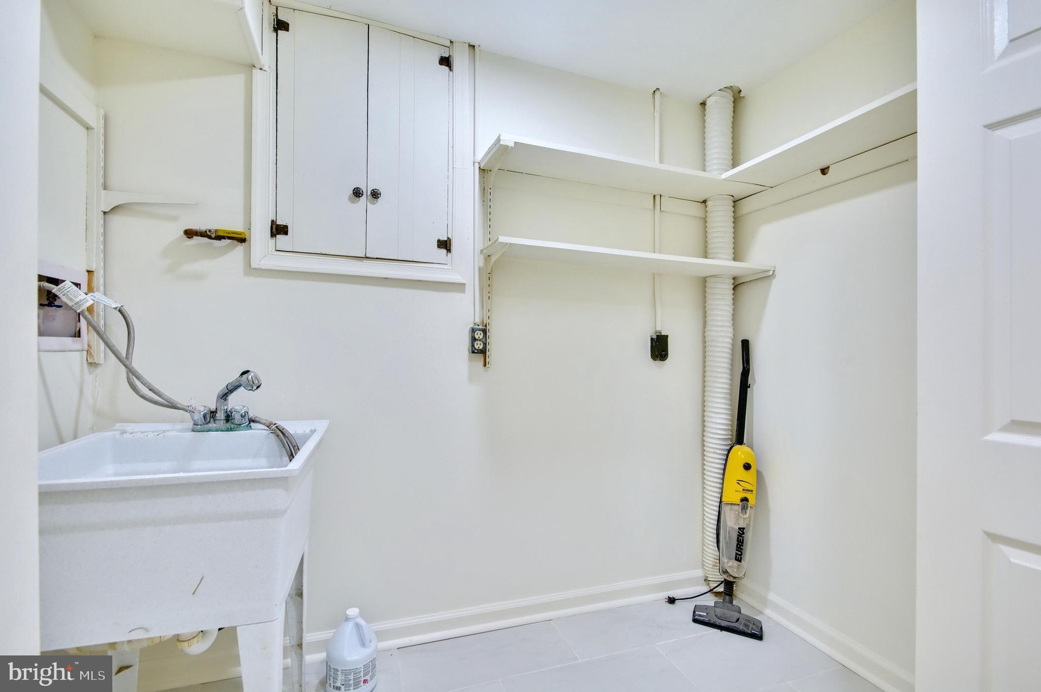 2609 POINT LOOKOUT COVE