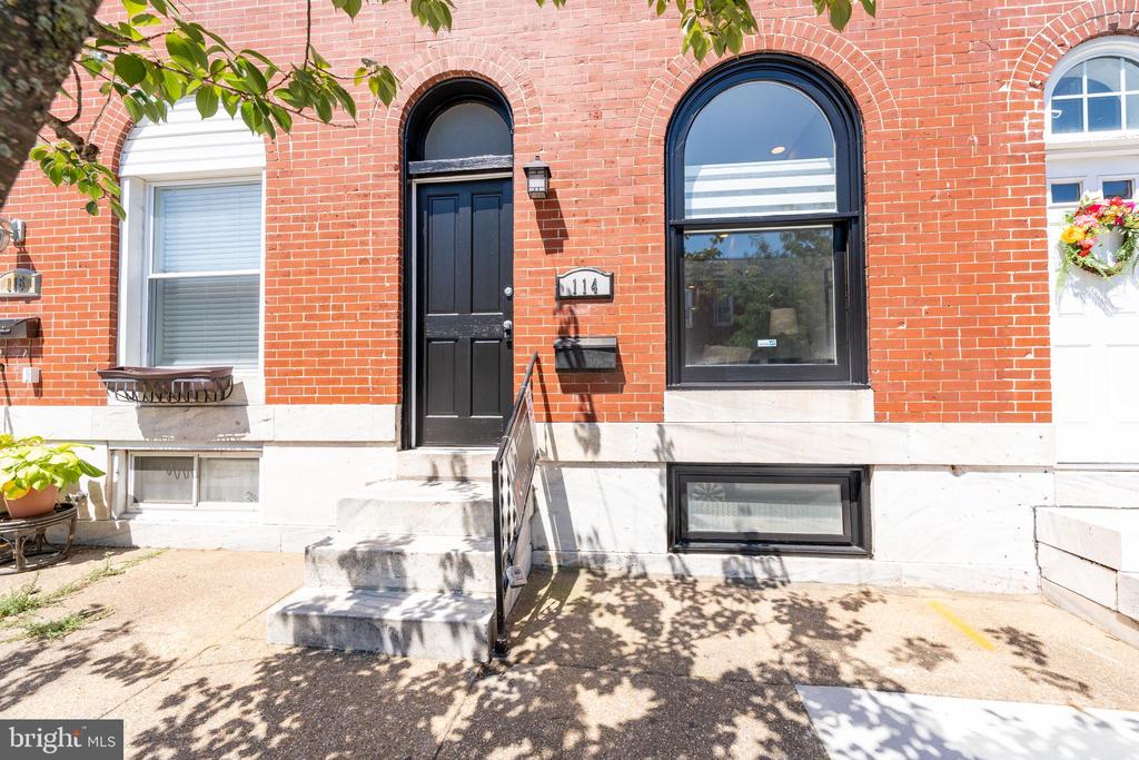 114 S East Ave