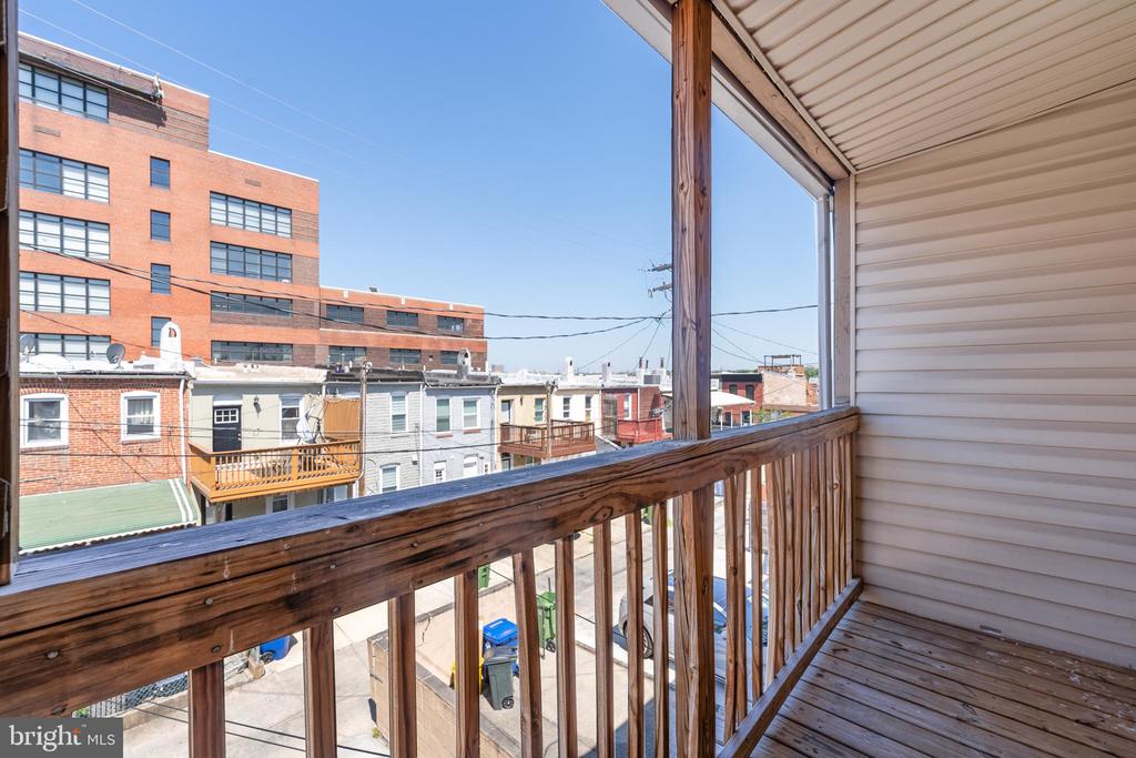 114 S East Ave