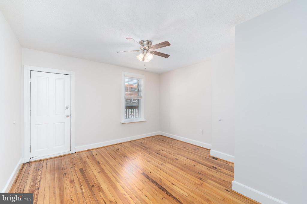 114 S East Ave