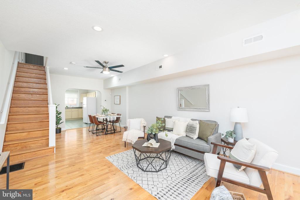 114 S East Ave