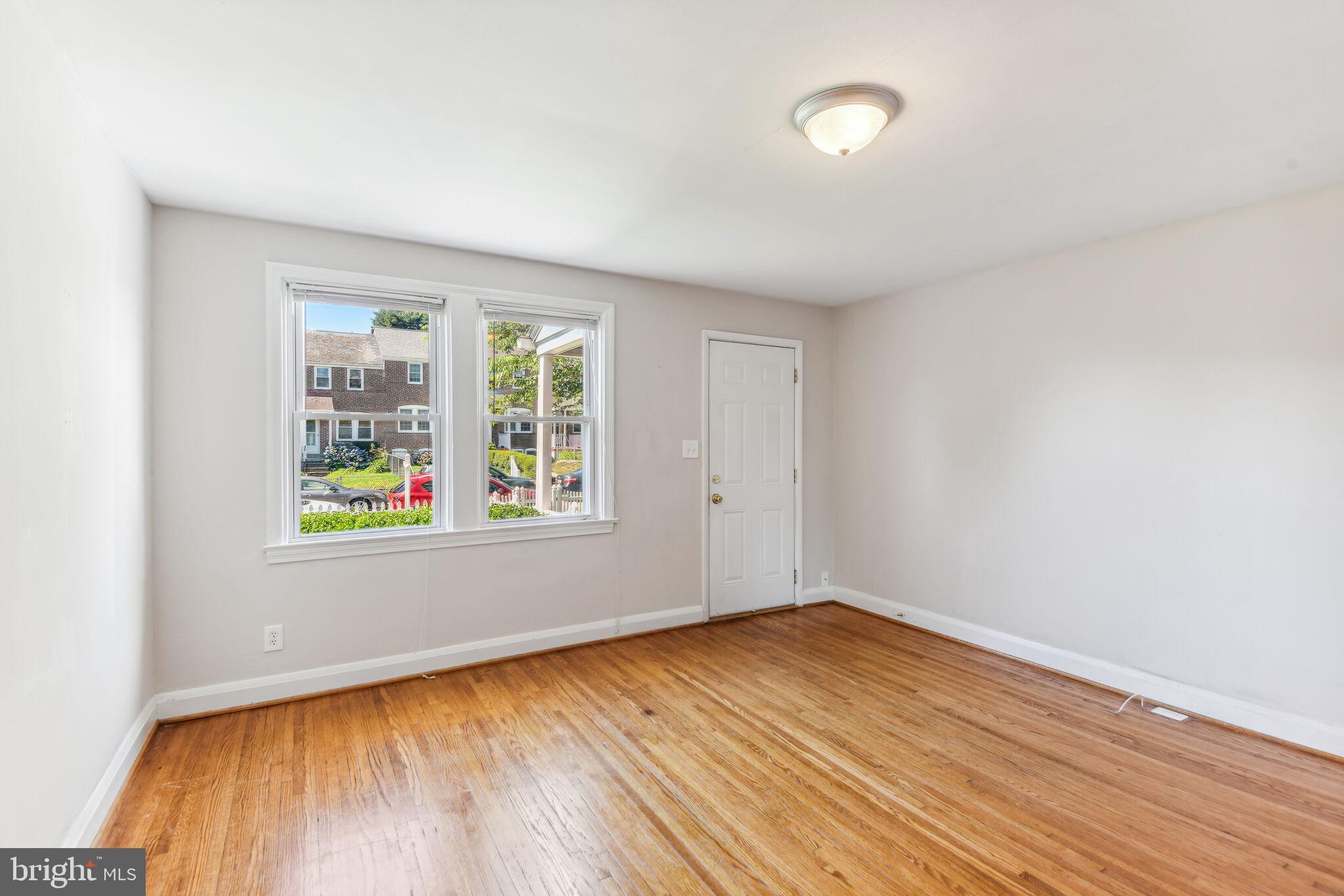 206 Willow Ave