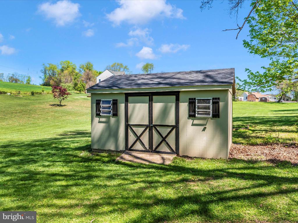 7216 Wilson Road