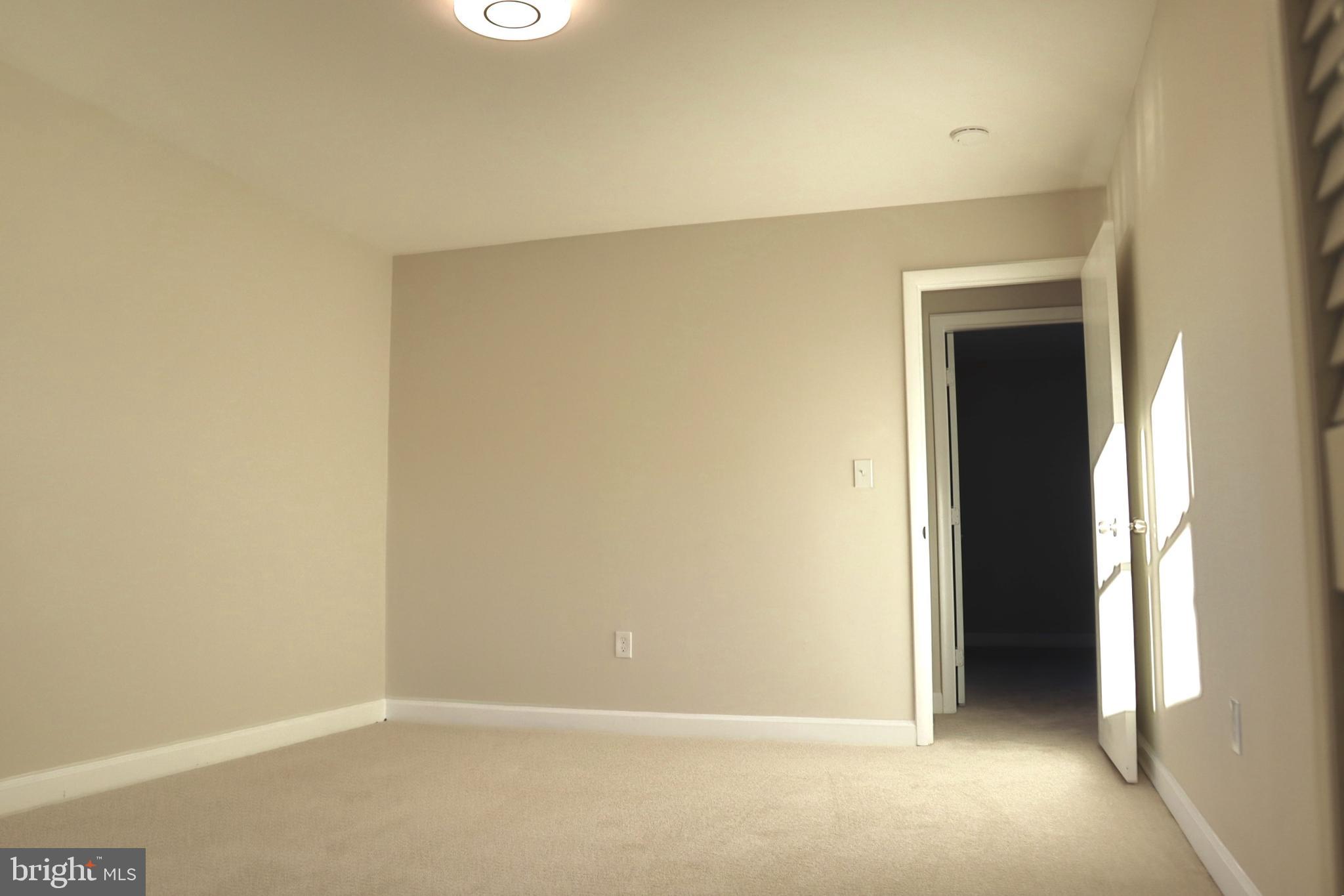 7625 Laytonia Dr