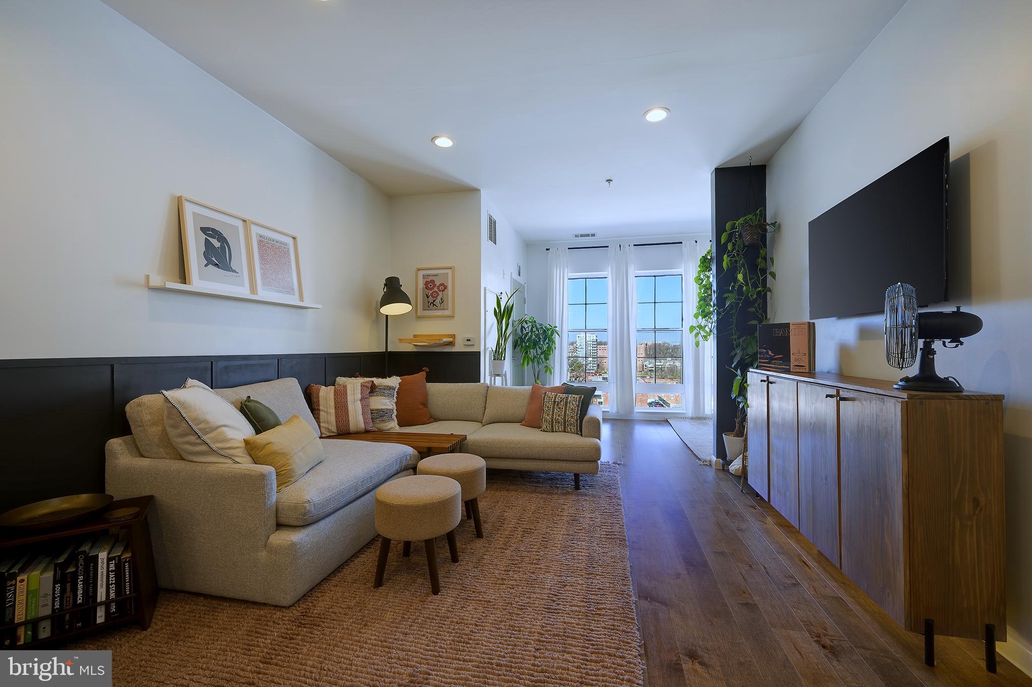 8045 NEWELL STREET 514