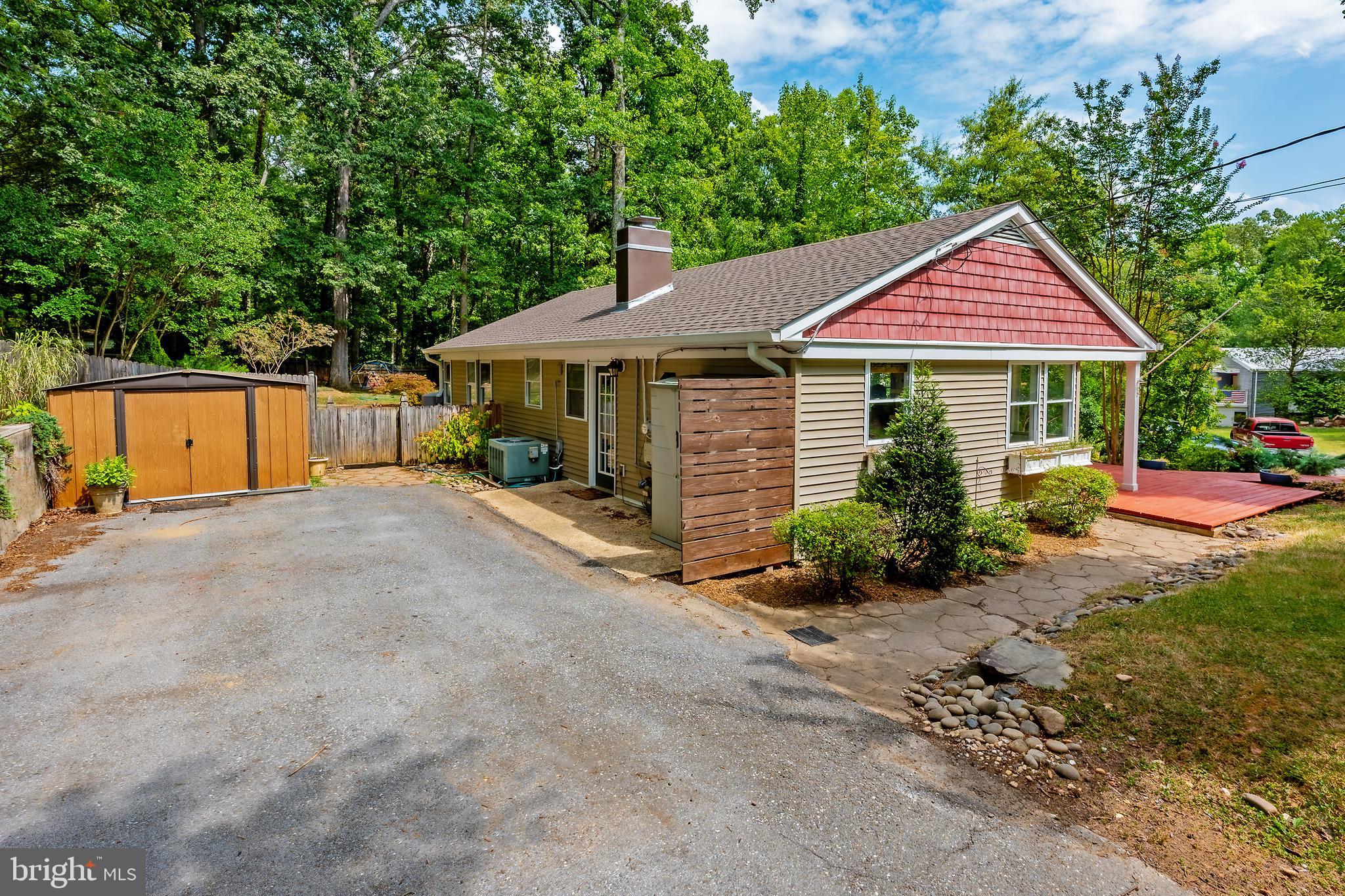 3 Forestway
