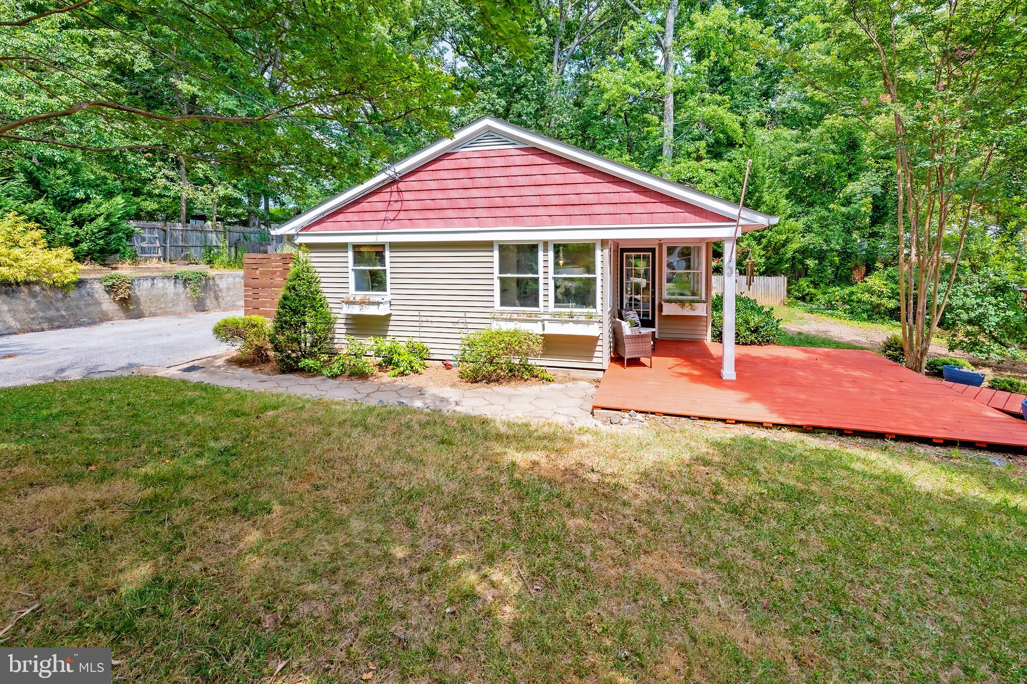 3 Forestway
