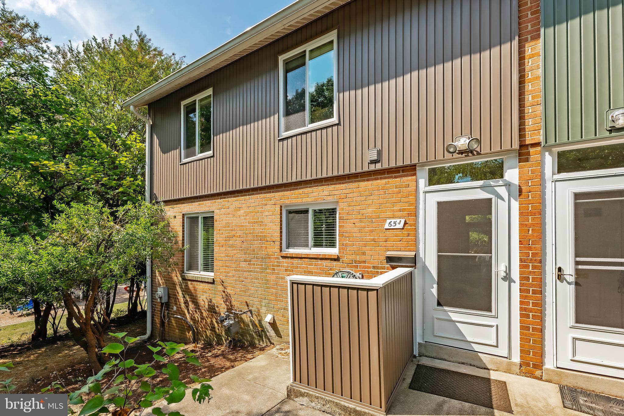 65j Ridge Rd