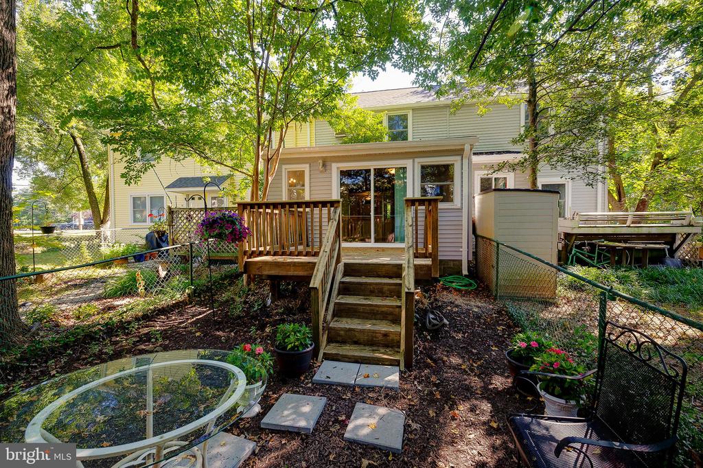 16 RIDGE ROAD N