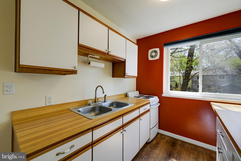 39 RIDGE ROAD D