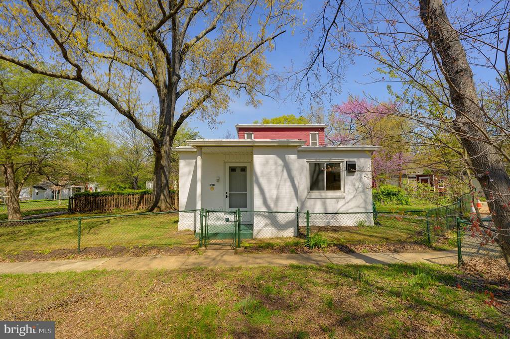 39 RIDGE ROAD D