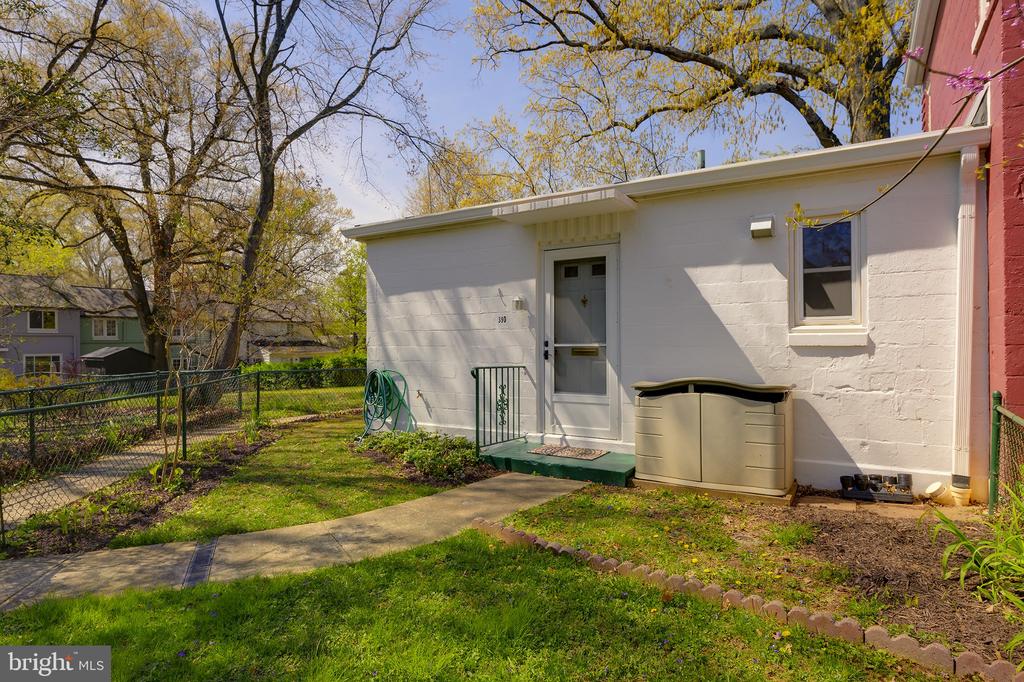 39 RIDGE ROAD D