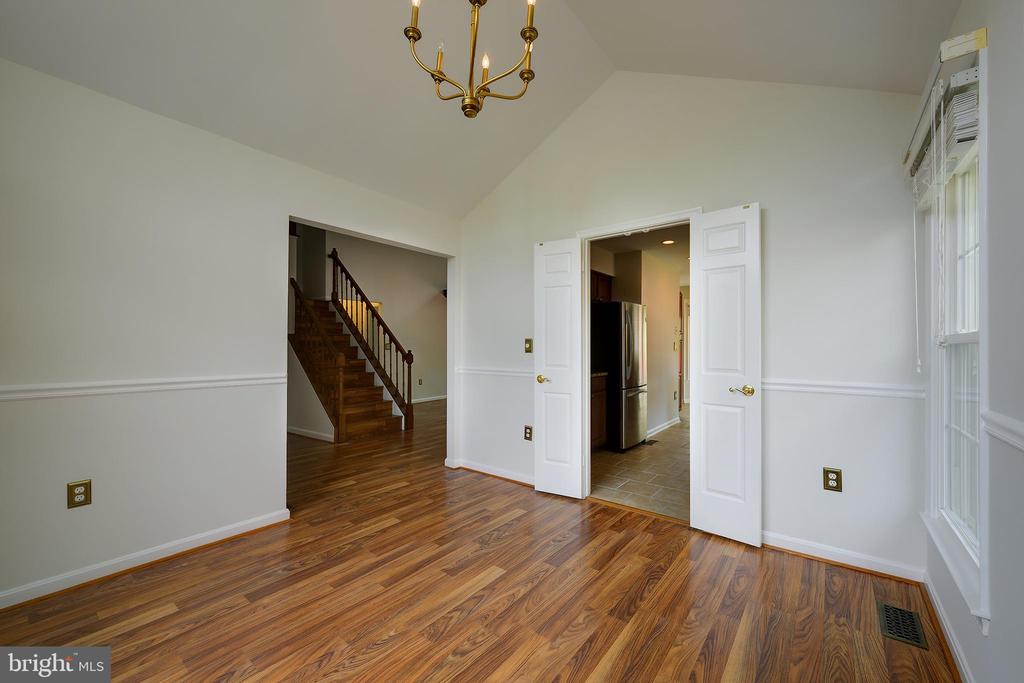 14224 GREENVIEW DRIVE