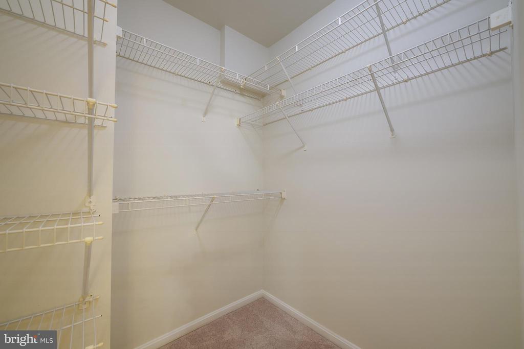 14224 GREENVIEW DRIVE