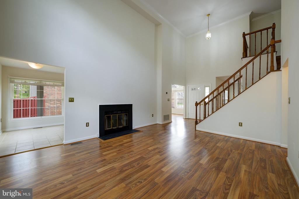 14224 GREENVIEW DRIVE