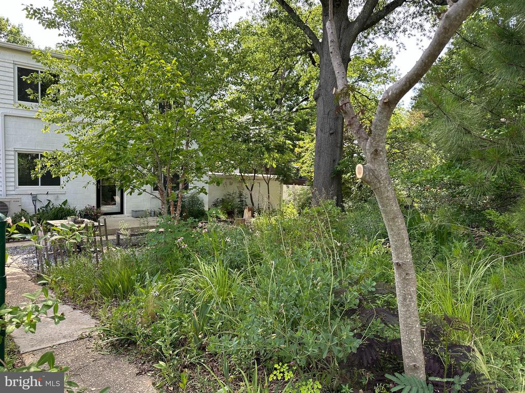 3 GARDENWAY