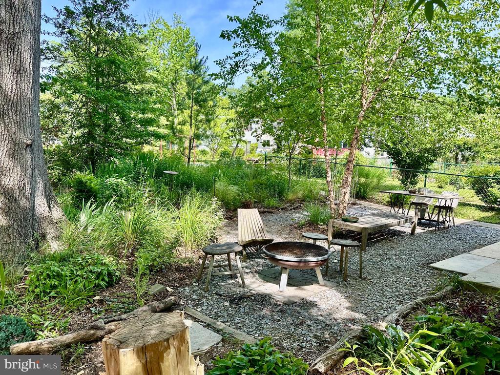 3 GARDENWAY