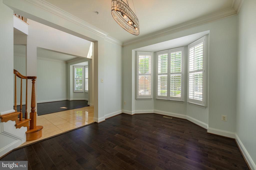 7414 QUIXOTE COURT