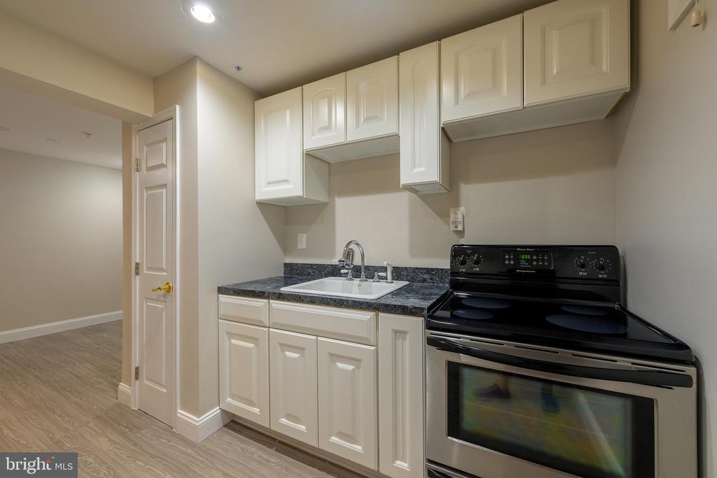 7414 QUIXOTE COURT