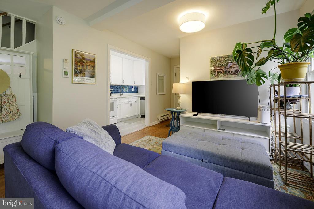 1 LAUREL HILL ROAD
