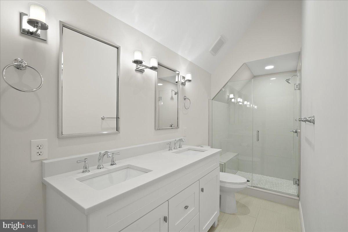 4416 34TH STREET S B2