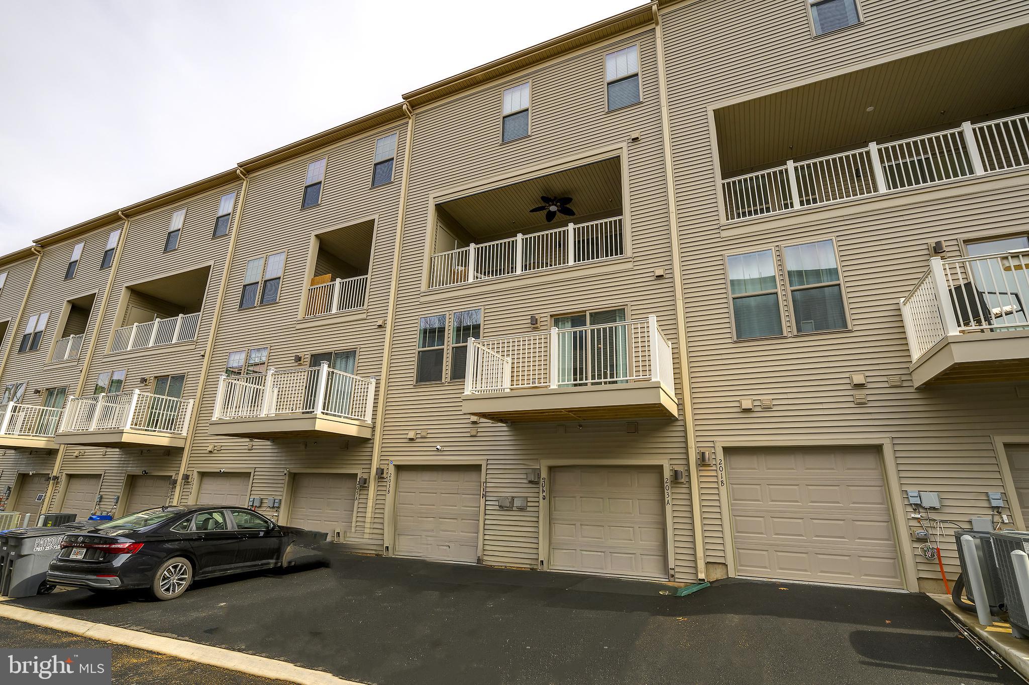 203 PARK CENTRAL TERRACE A