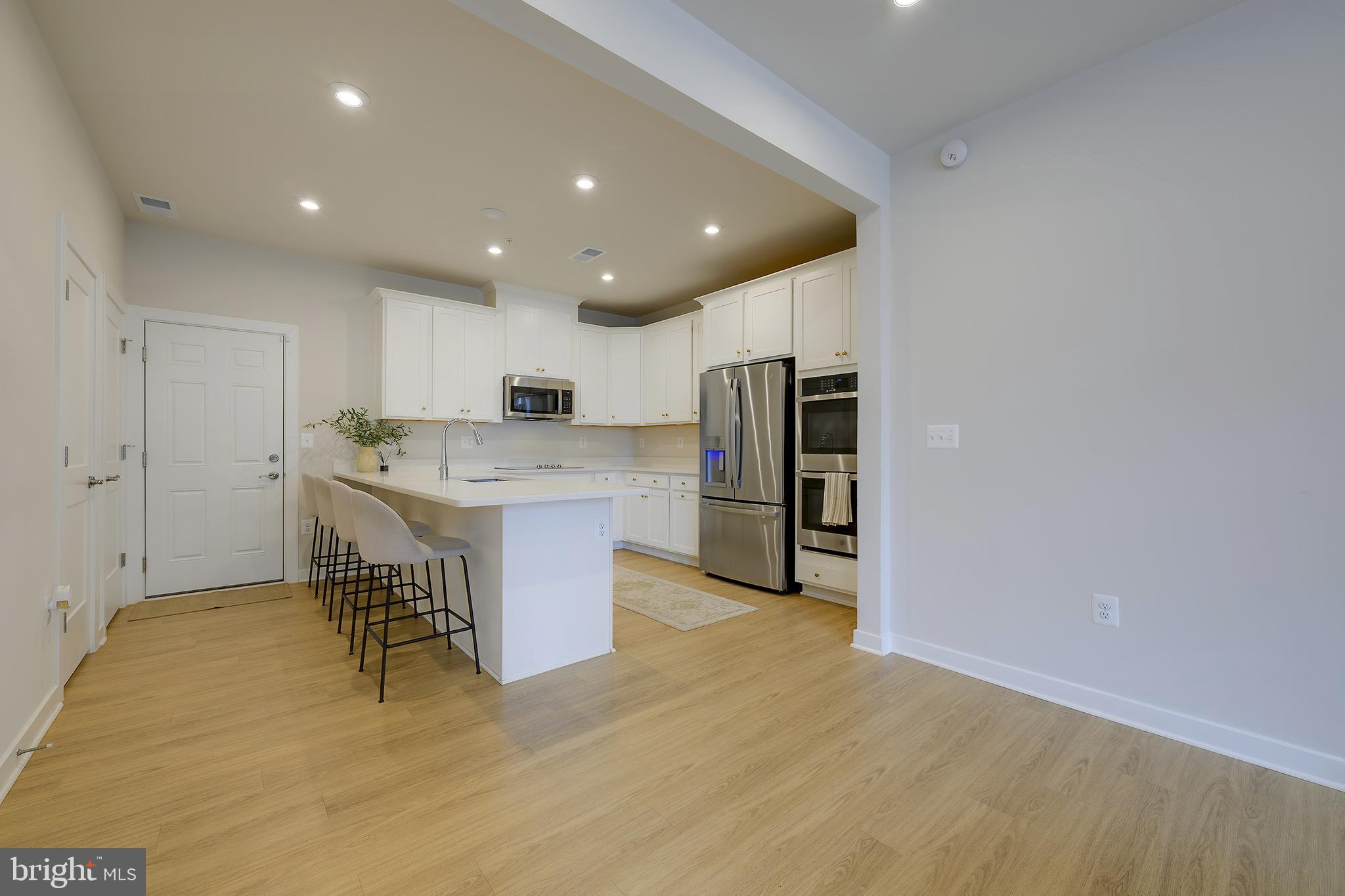 203 PARK CENTRAL TERRACE A