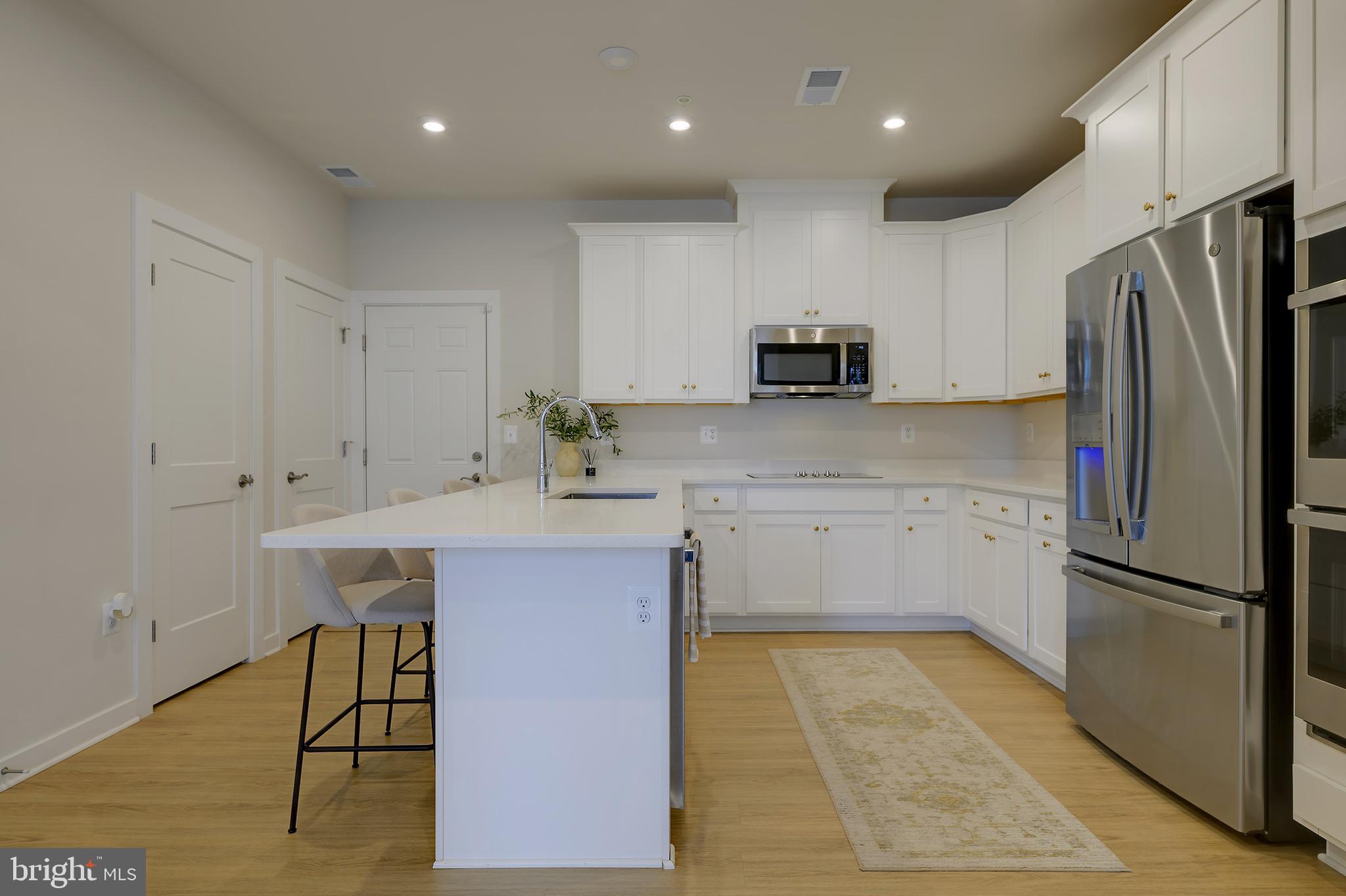 203 PARK CENTRAL TERRACE A