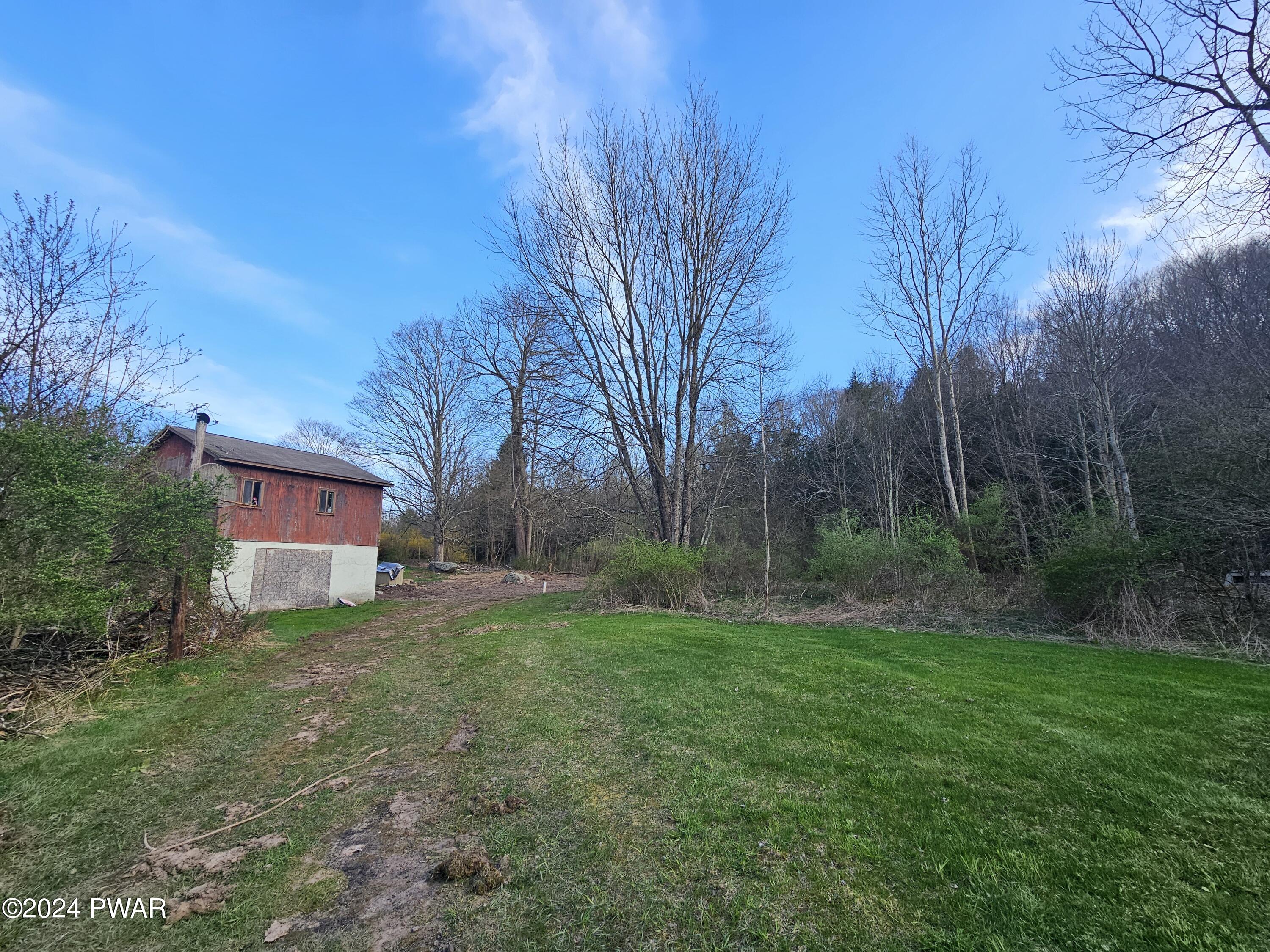 305 E Sterling Road