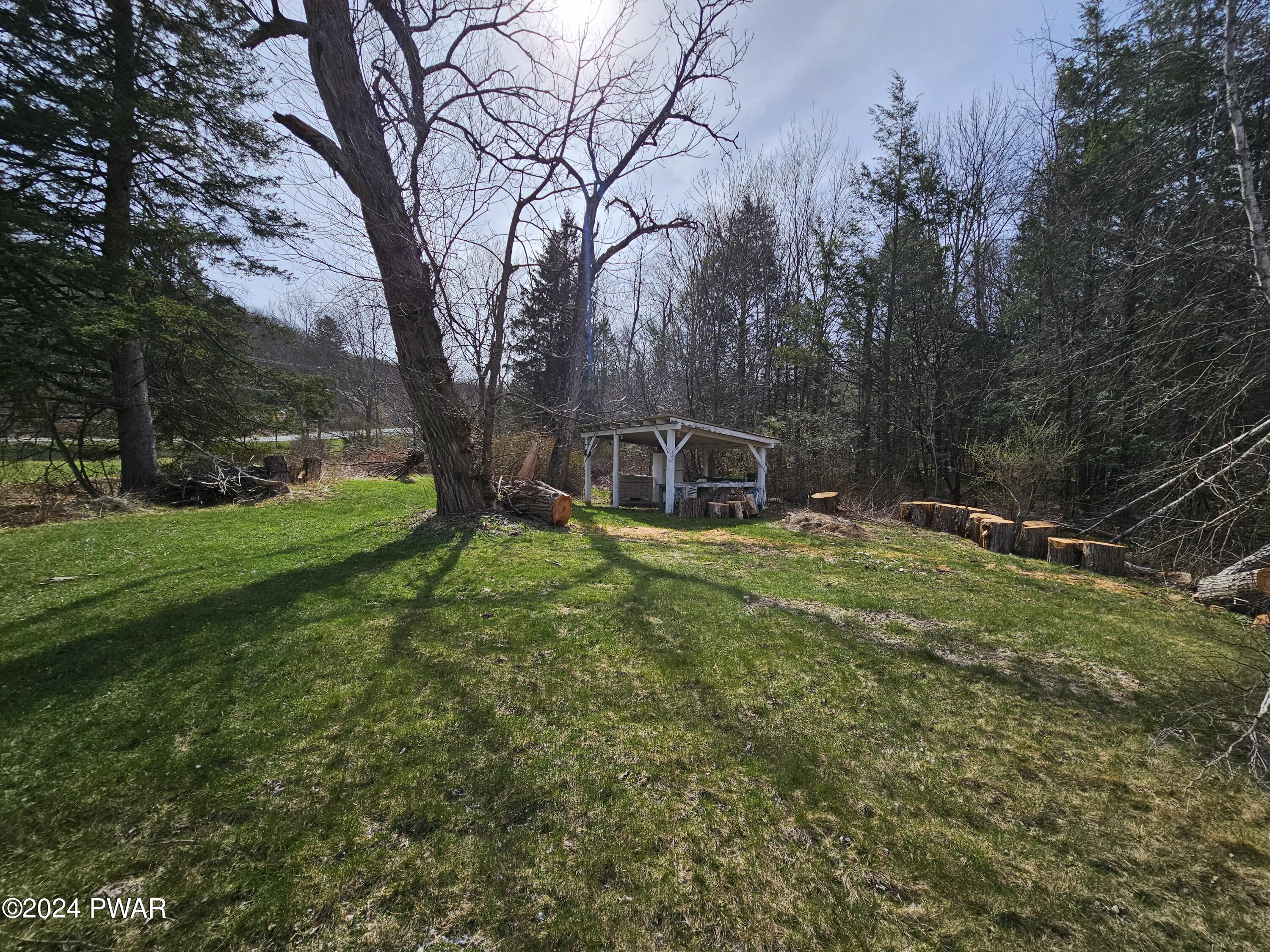 305 E Sterling Road