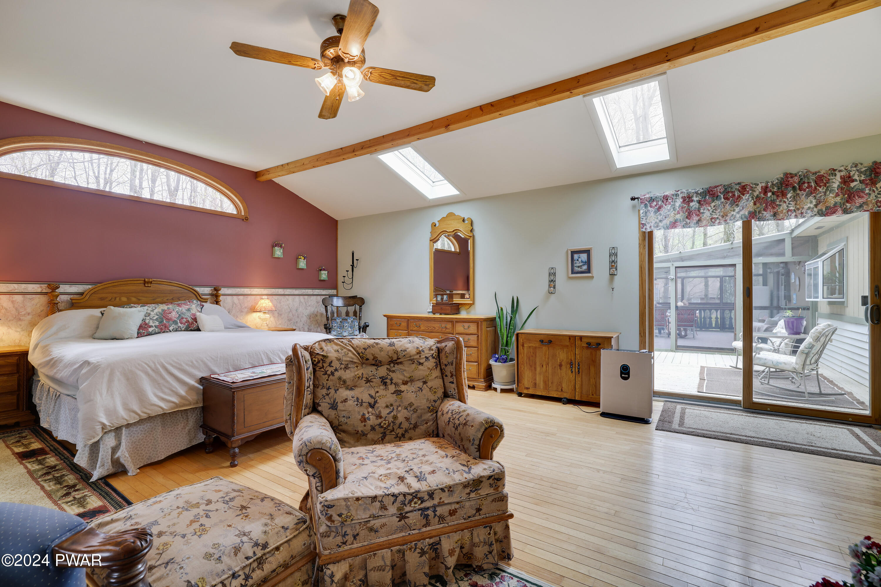 105 Redwood Run