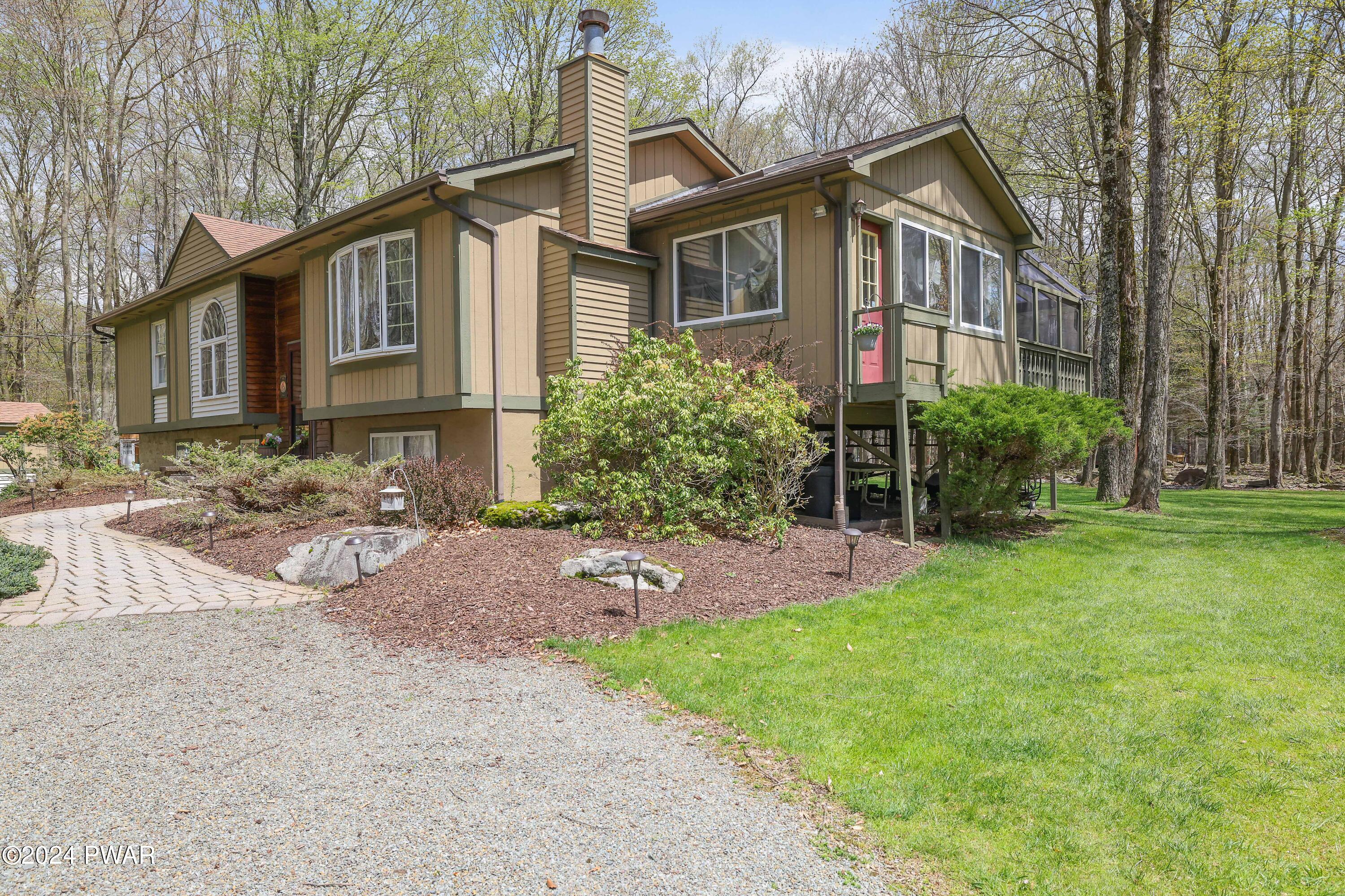 105 Redwood Run