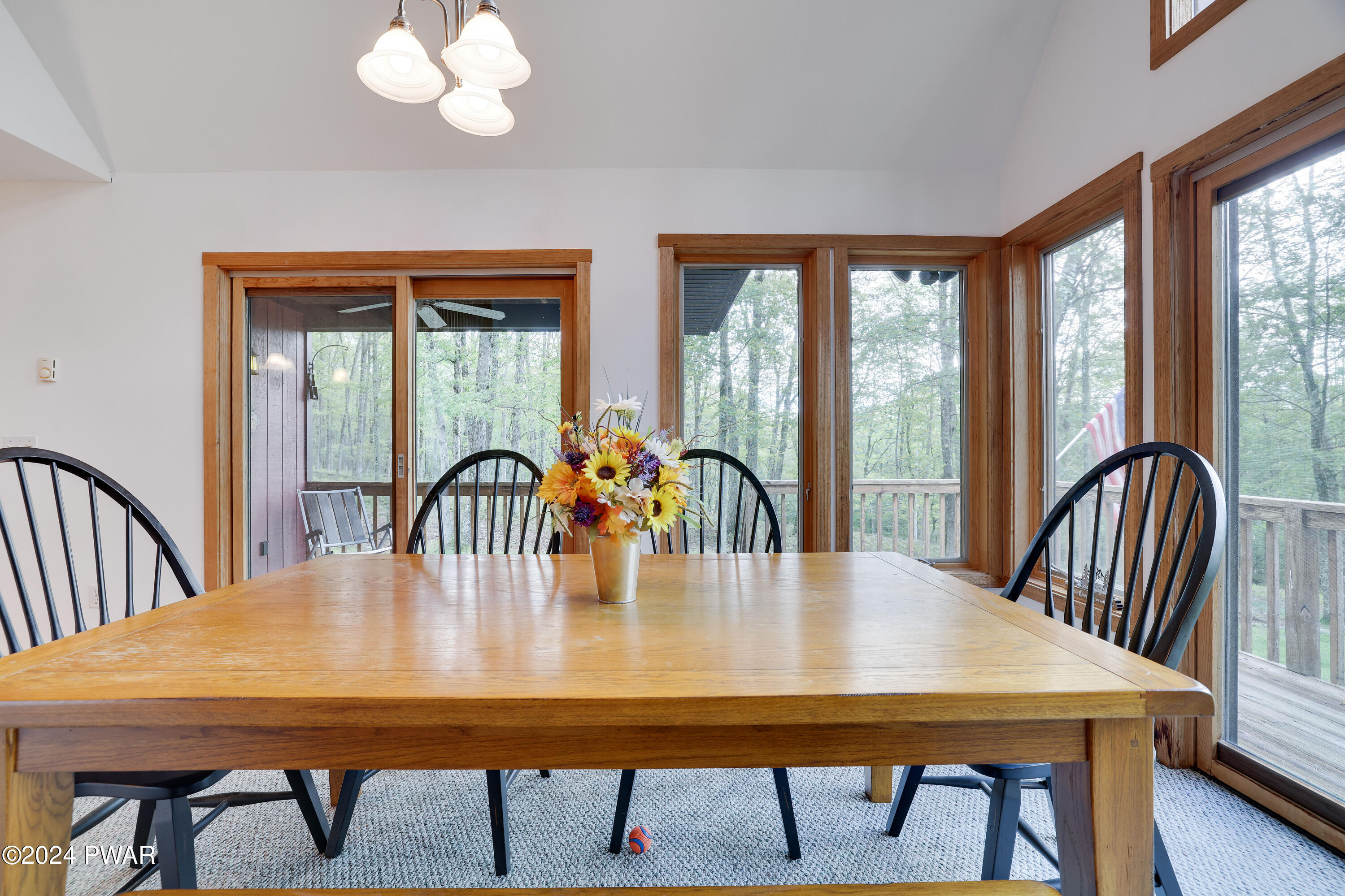 1326 Deer Run