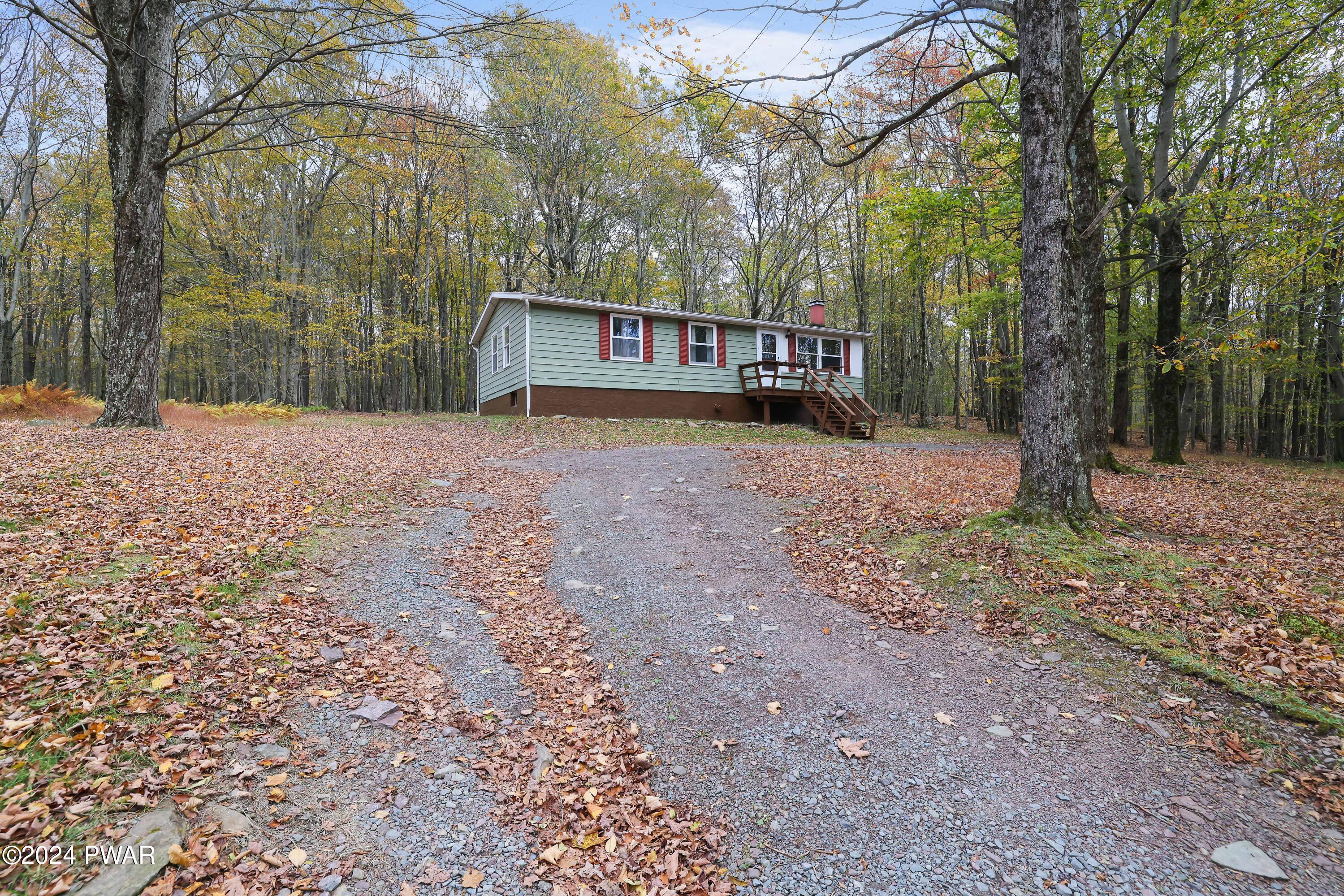 109 Running Deer Drive