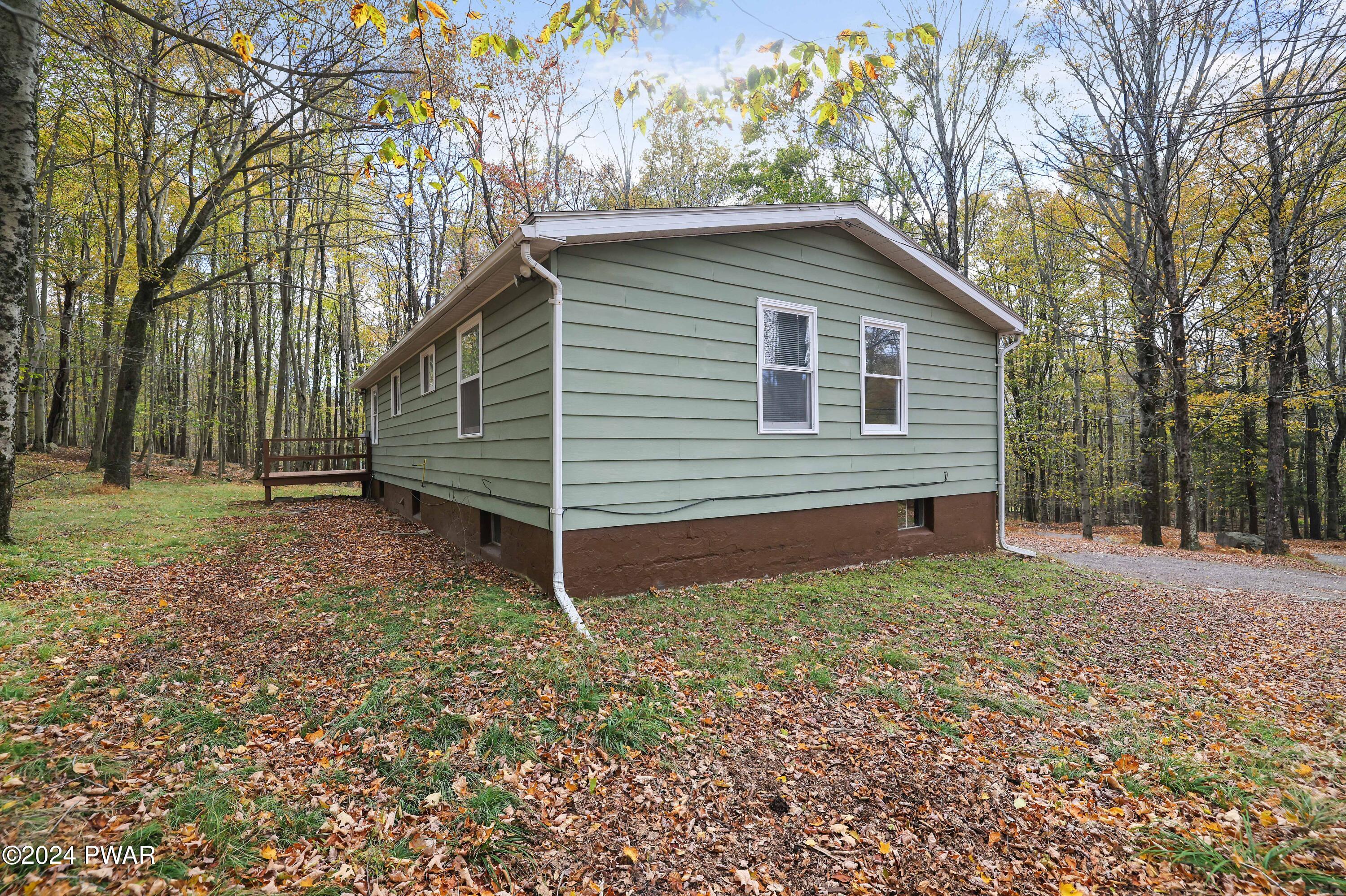109 Running Deer Drive