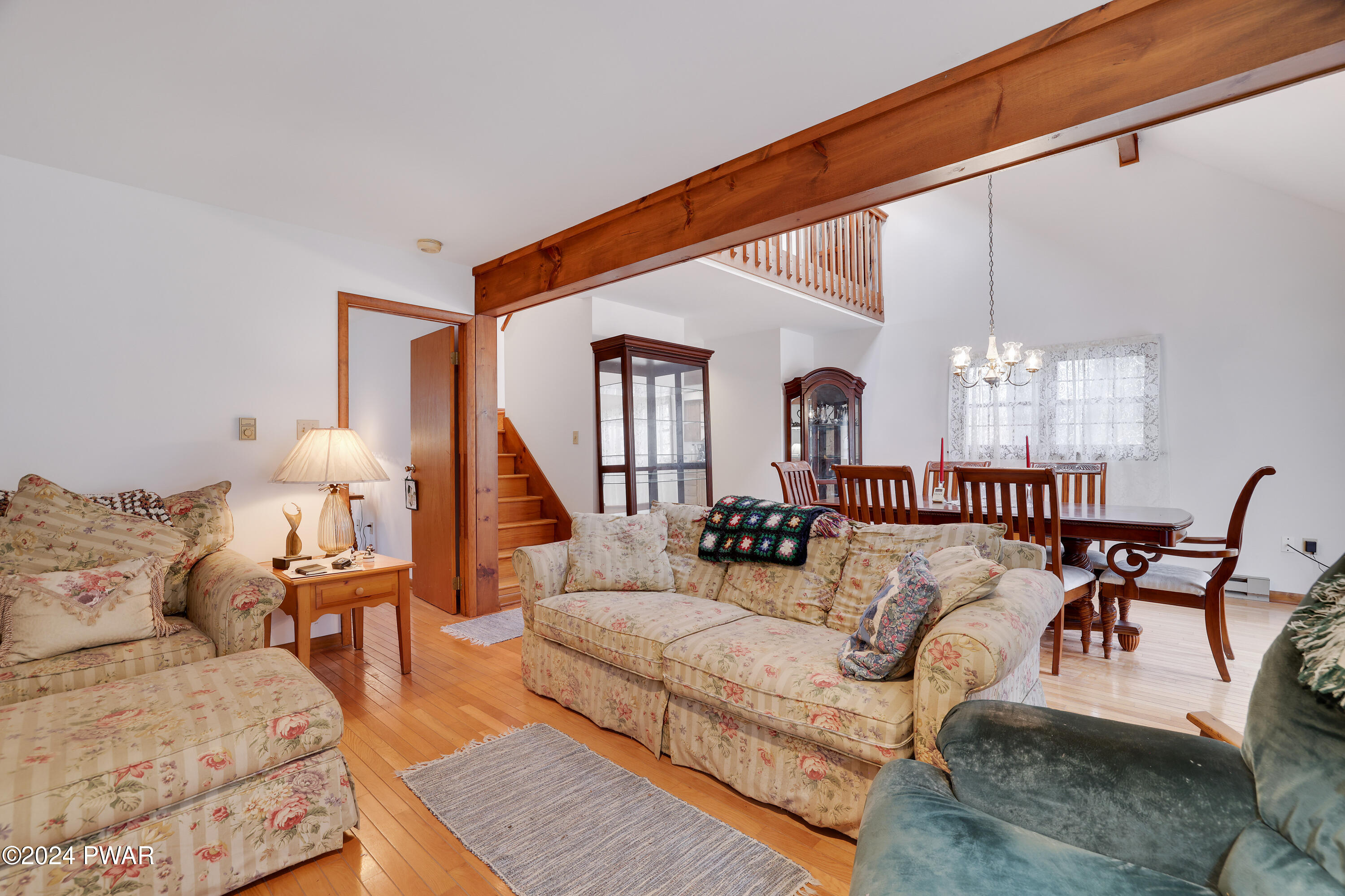 102 Lakewood Drive