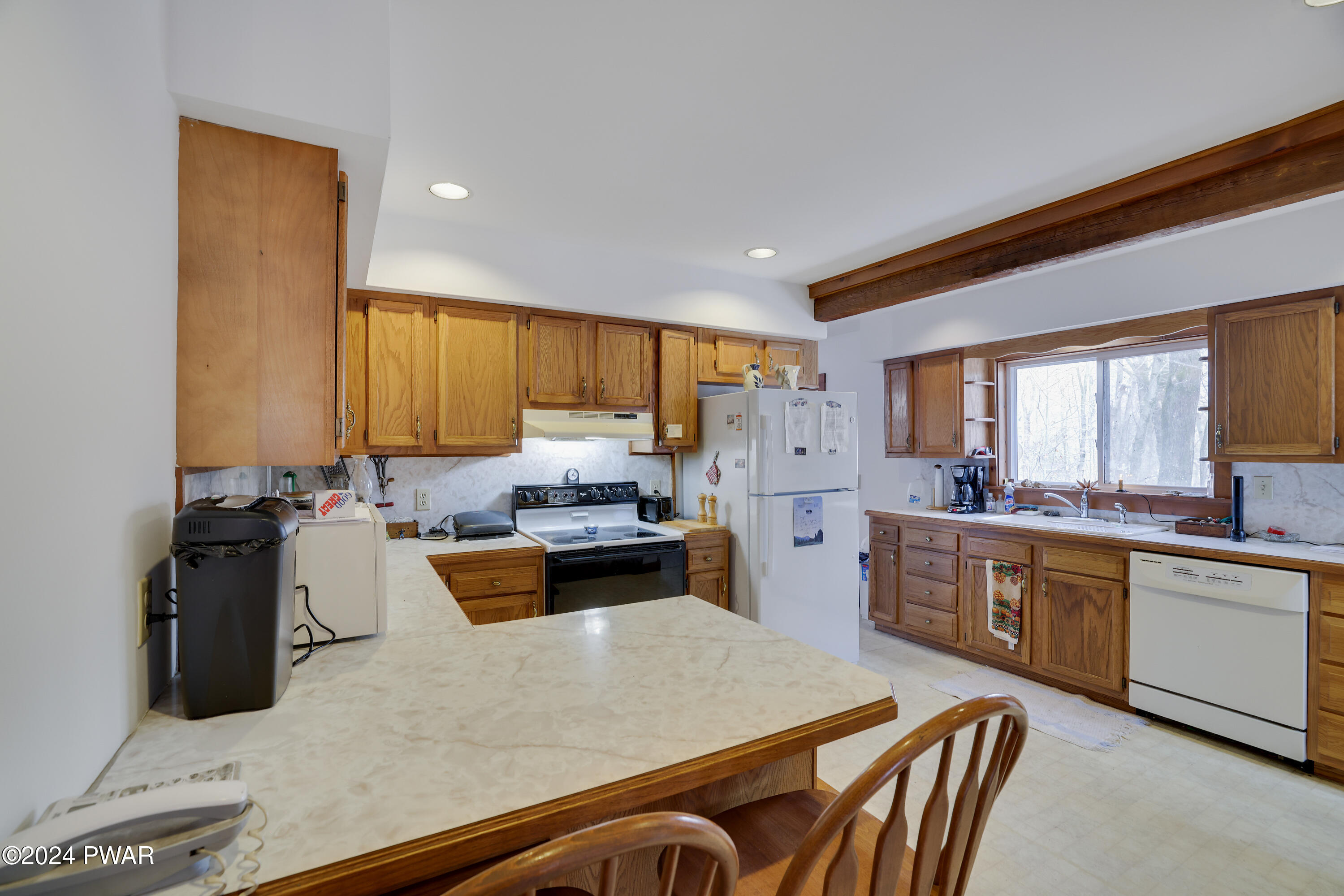 102 Lakewood Drive