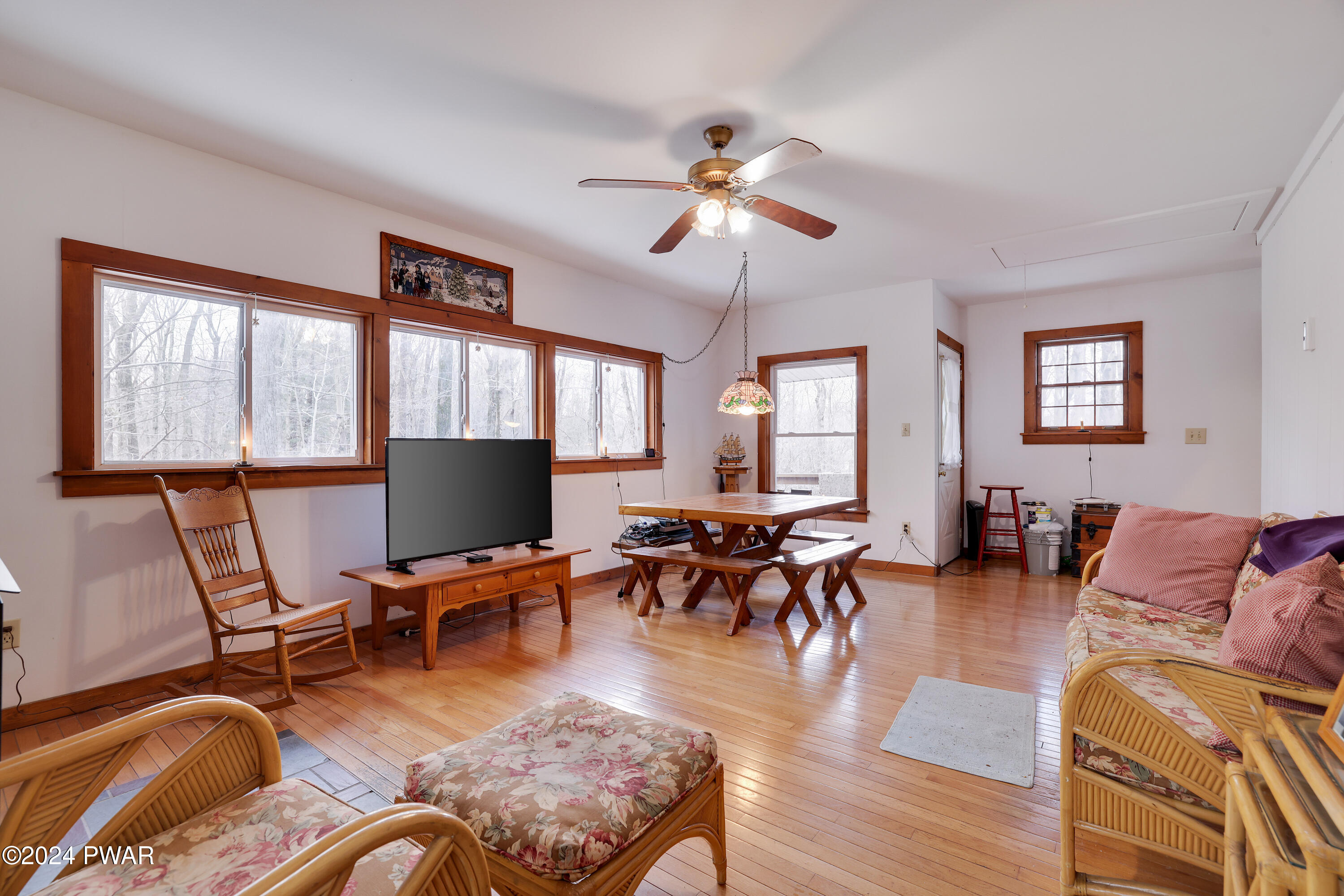 102 Lakewood Drive