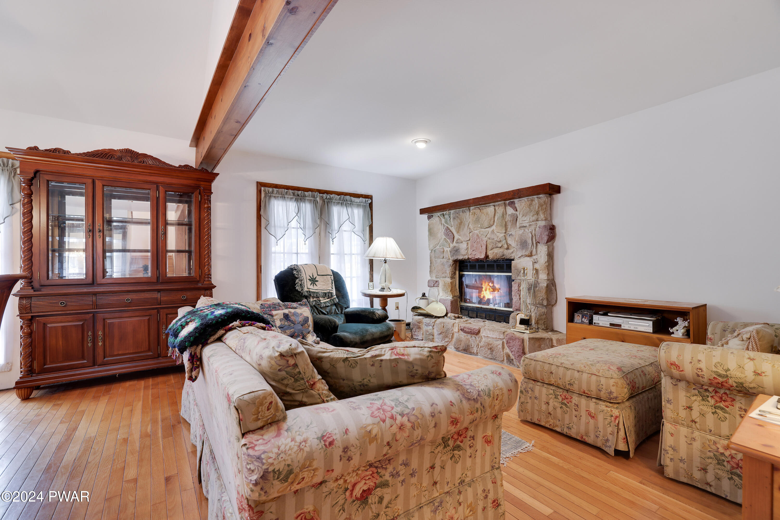 102 Lakewood Drive