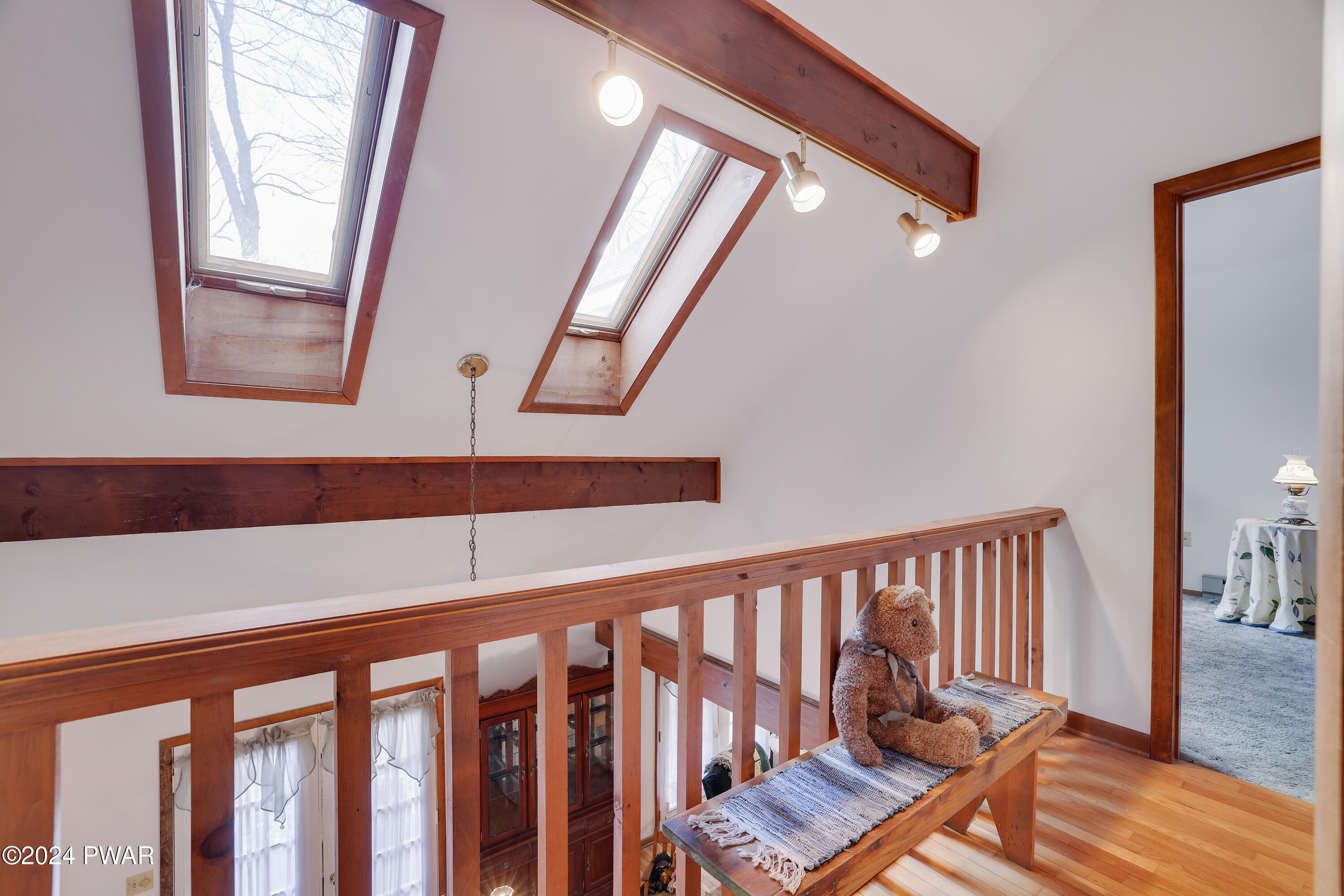102 Lakewood Drive