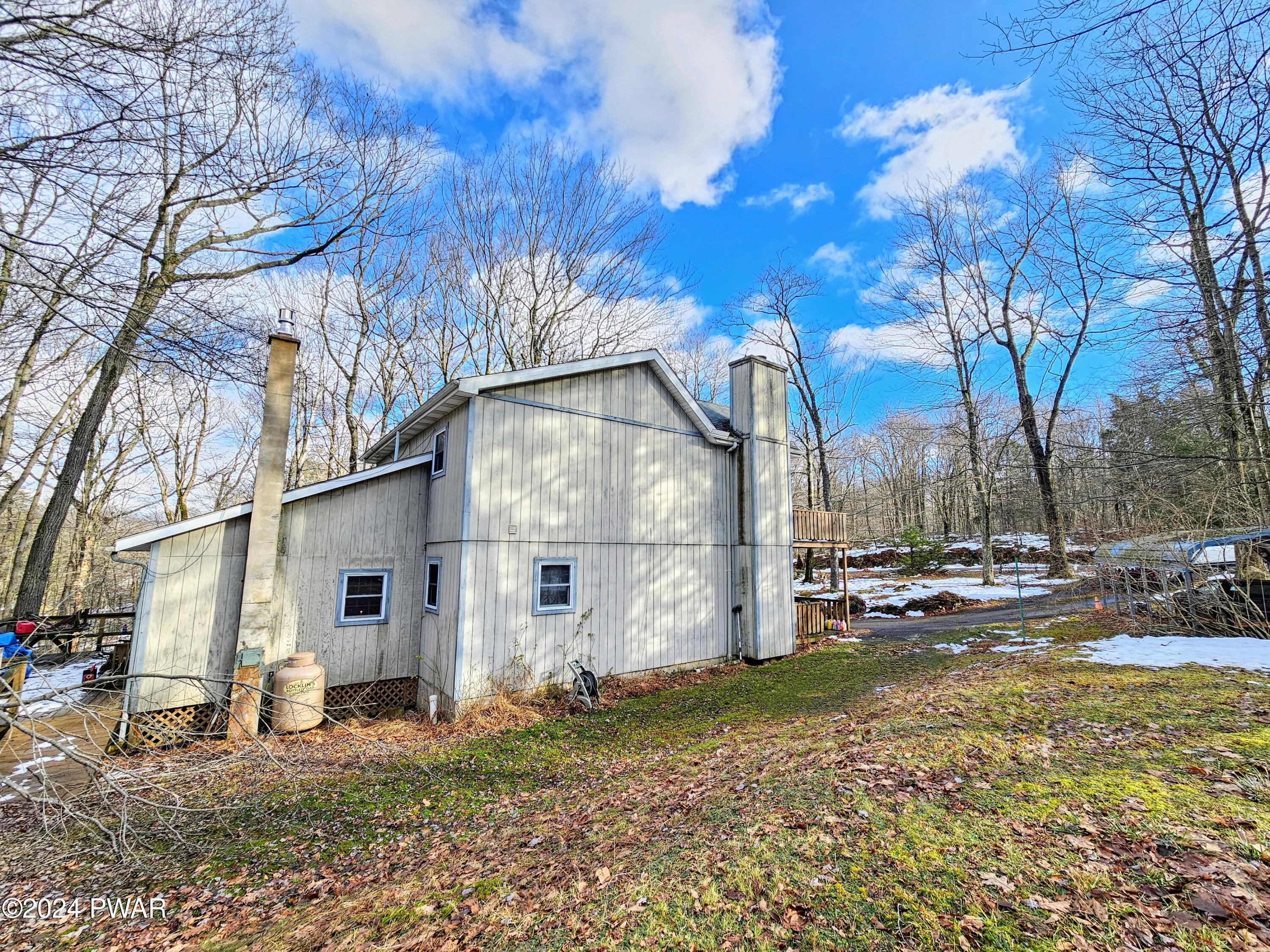 102 Lakewood Drive