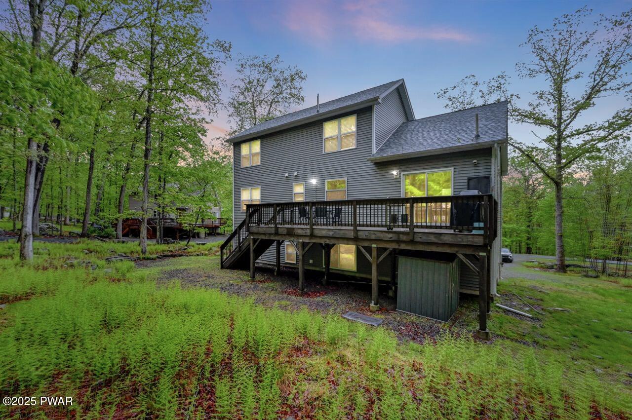 142 Lamplighter Lane