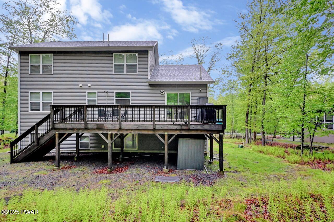 142 Lamplighter Lane