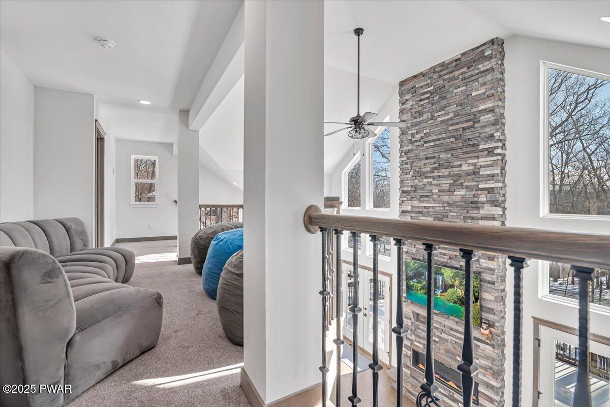 142 Lamplighter Lane