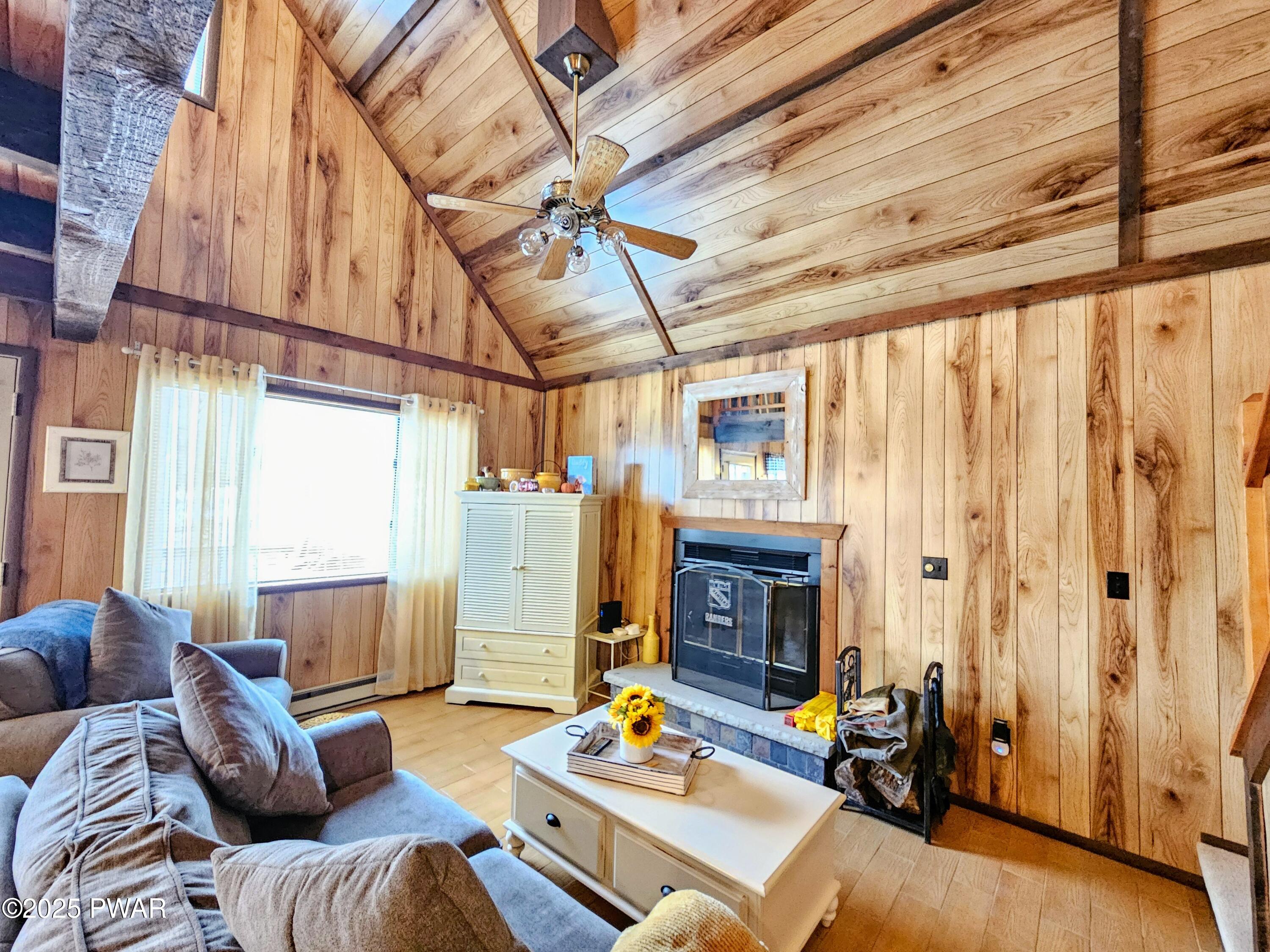 12 Grandview Drive